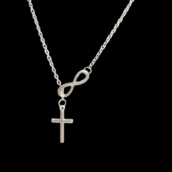NWOT Infinity Necklace Silver, cross runs inside infinity to endless design - Picture 4 of 10